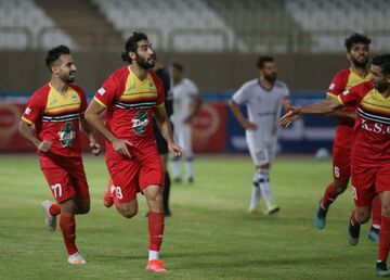 قشقایی یک - فولاد ۲/ کامبک شاگردان نکونام برابر تیم دسته اولی