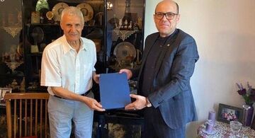 عکسی نایاب از سرمربی اسبق تیم ملی در کنار ستاره پرسپولیس