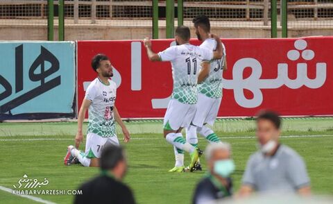 شادی گل ذوب‌آهن؛ ذوب‌آهن - پرسپولیس