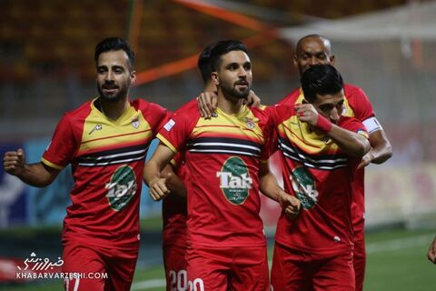 فولاد - تراکتور