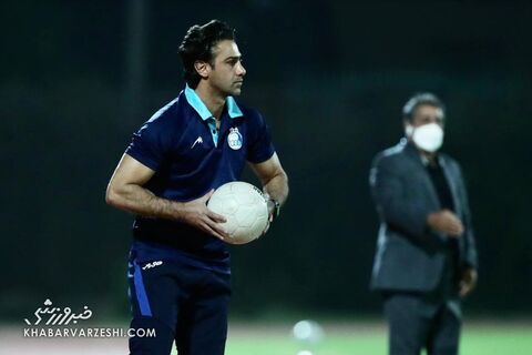 فرهاد مجیدی؛ صنعت نفت - استقلال