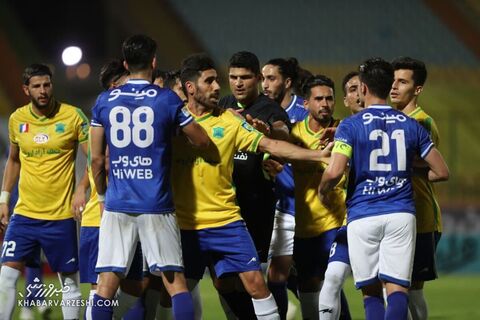 صنعت نفت - استقلال