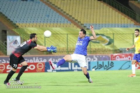 شادی گل آرمان رمضانی؛ صنعت نفت - استقلال