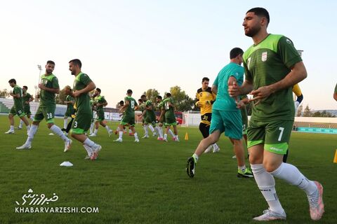 علیرضا جهانبخش؛ اولین تمرین تیم ملی ایران در جزیره کیش (6 خرداد 1400)