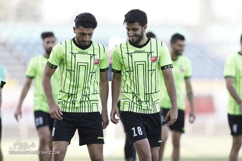 محمد شریفی و مهدی مهدی‌خانی؛ تمرین پرسپولیس (12 خرداد 1400)