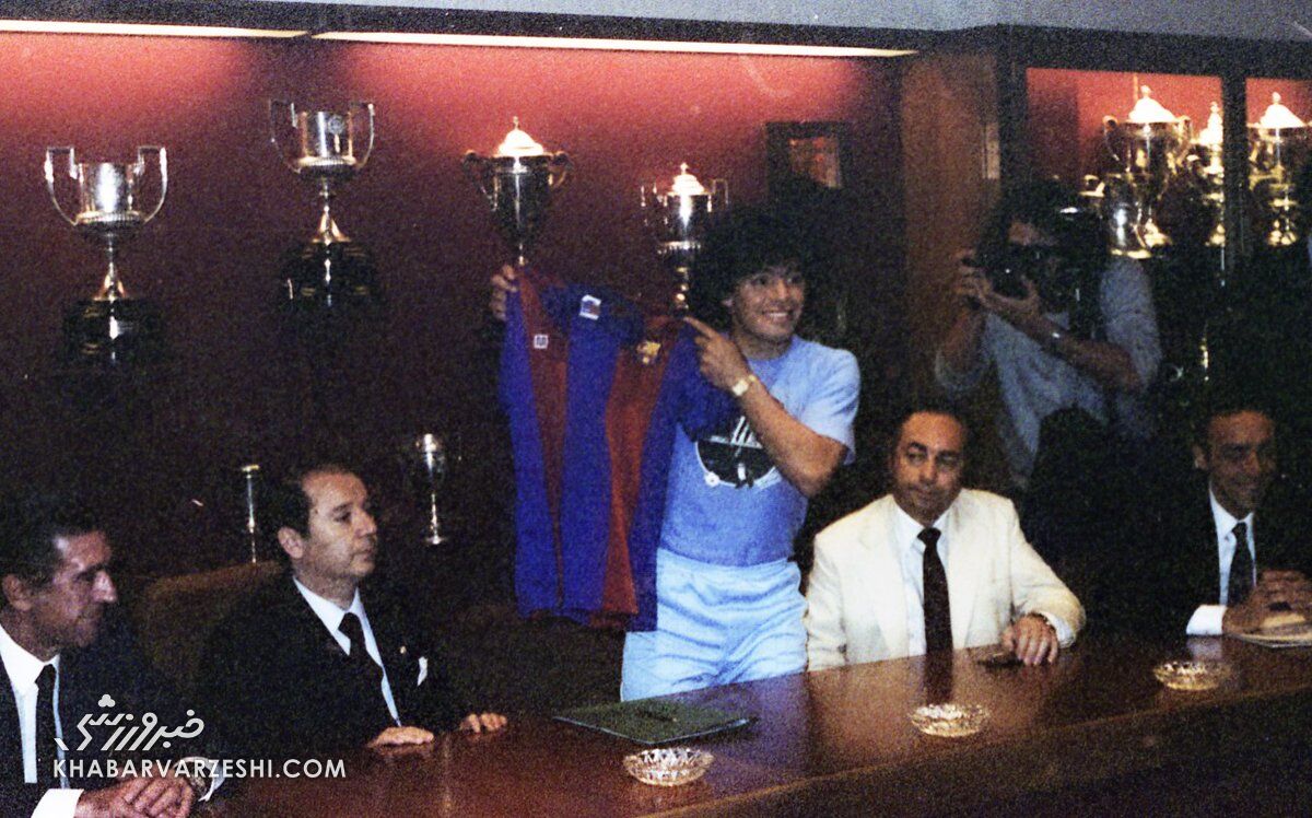 عکس| روزی که مارادونا گران‌ترین بازیکن جهان شد