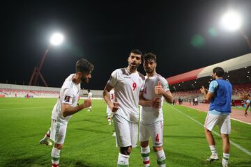 جدول گروه C پس از پیروزی مهم ایران مقابل بحرین/ یوزها امیدوار شدند