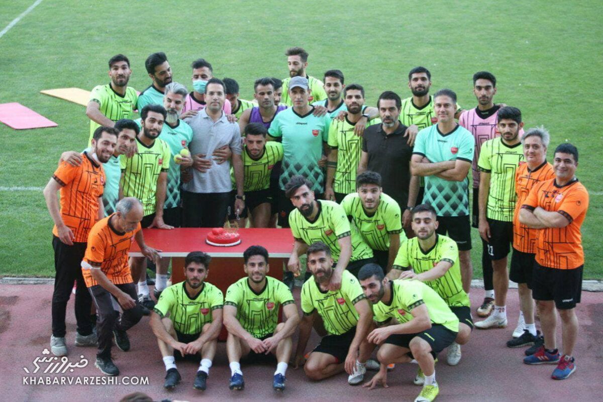 وضعیت ملی پوشان پرسپولیس برای سوپرجام/ خیال گل محمدی راحت شد وضعیت ملی پوشان پرسپولیس برای سوپرجام/ خیال گل محمدی راحت شد