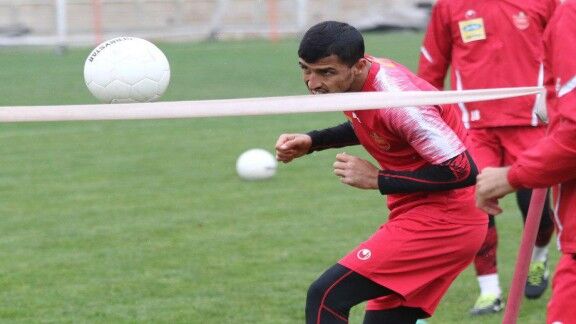 مدافع گل گهر بازی با استقلال را از دست داد