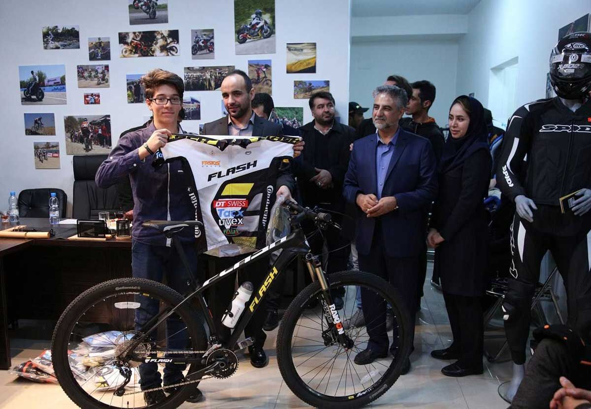 علی خدادادی مبتکر در صنعت دوچرخه