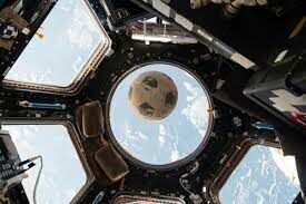 عکس| تماشای فوتبال در ایستگاه بین‌المللی فضایی