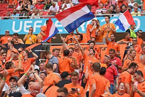 تماشاگران یورو 2020 (هلند - جمهوری‌چک)