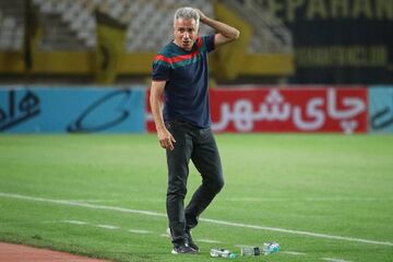 استقلال بهترین تیم ایران است/ امیدوارم ساپینتو دیگر محروم نشود