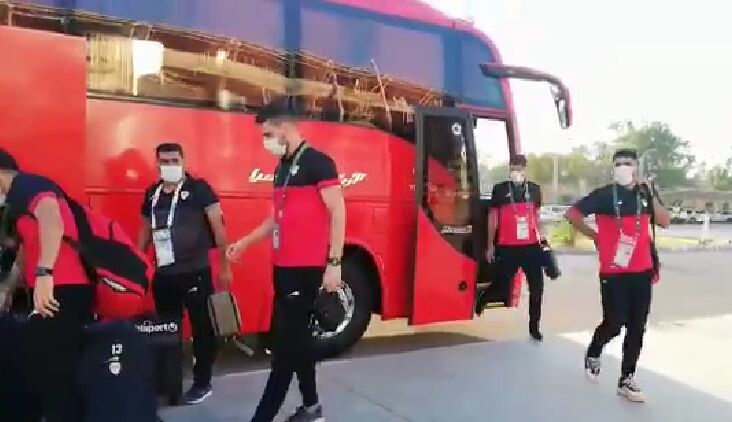 ویدیو| ورود فولادی ها به ورزشگاه برای تقابل با پرسپولیس