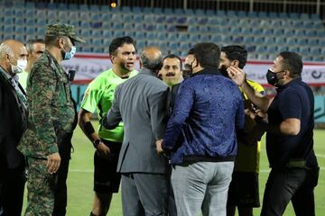 عذرخواهی آقای داور به خاطر گرفتن پنالتی عجیب