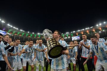 واکنش جالب مسی به قهرمانی آرژانتین/ هنوز باور نمی‌کنم؛ در تاریخ ماندگار شدیم