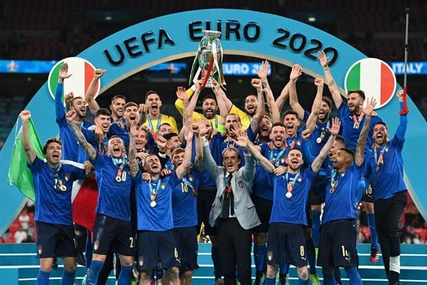 ویدیو| جشن قهرمانی ایتالیا در یورو ۲۰۲۰