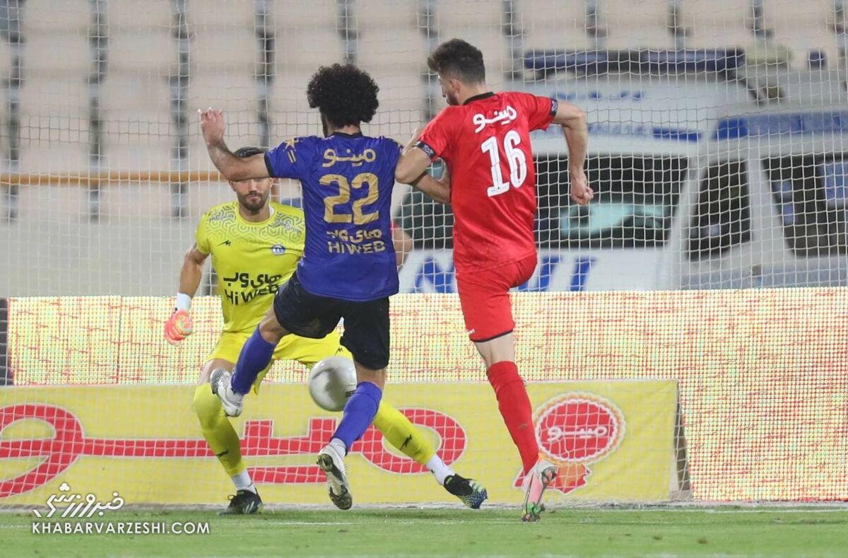 حق پرسپولیس و استقلال خیلی بیشتر از ۵ میلیارد تومان است