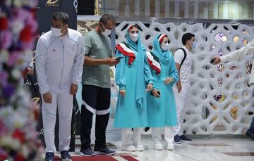 اتفاق عجیب برای لباس رسمی کاروان ایران در المپیک/ رژه با ستِ ورزشی!