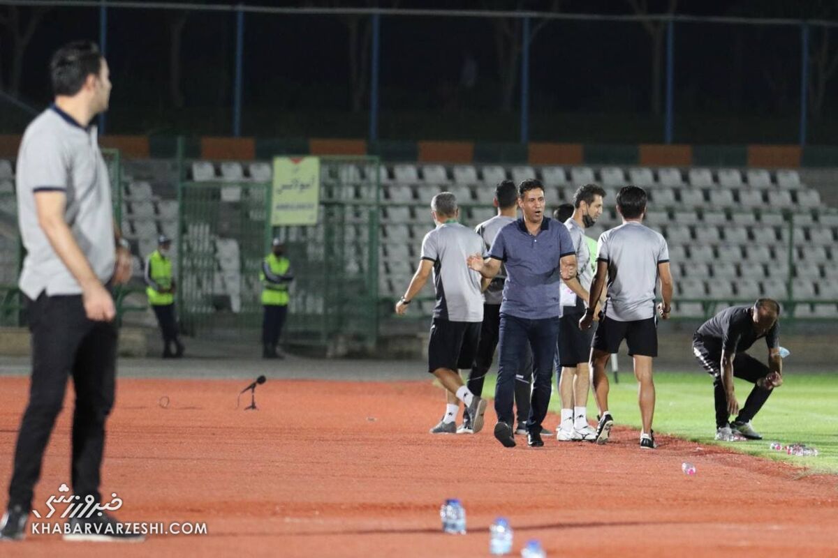 مربی پرسپولیسی برای تمدید قرارداد شرط گذاشت/ ۵ بازیکن جدید باید جذب شوند