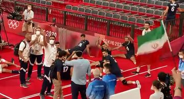 ویدیو| تشکر از ملی‌پوشان والیبال پس از پیروزی مقابل لهستان