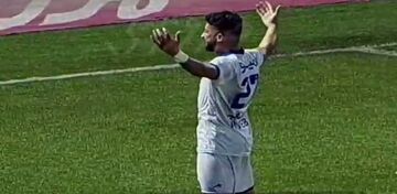 ویدیو| گل سوم استقلال به نساجی توسط کریم زاده