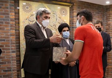 پاداش میلیونی برای کشتی‌گیران المپیکی ایران
