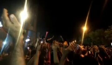 ویدیو| تشویق ایسلندی یحیی گل محمدی مقابل ورزشگاه شهرقدس