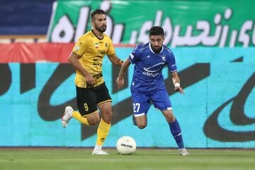 مدارک بازیکن جوان استقلال کامل نشود حق سفر ندارد/ استقلال ممنوع‌الخروج مالیاتی ندارد اما ...