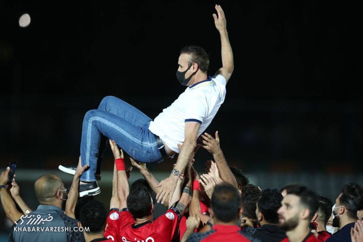 یحیی گل‌محمدی؛ جشن قهرمانی پرسپولیس در لیگ بیستم 