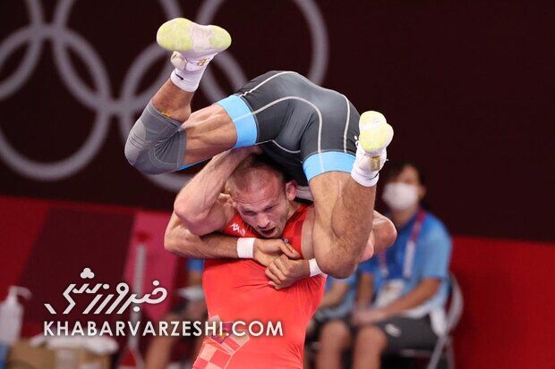 تصاویری از حرکت عجیب و تماشایی کشتی‌گیر ایران در المپیک