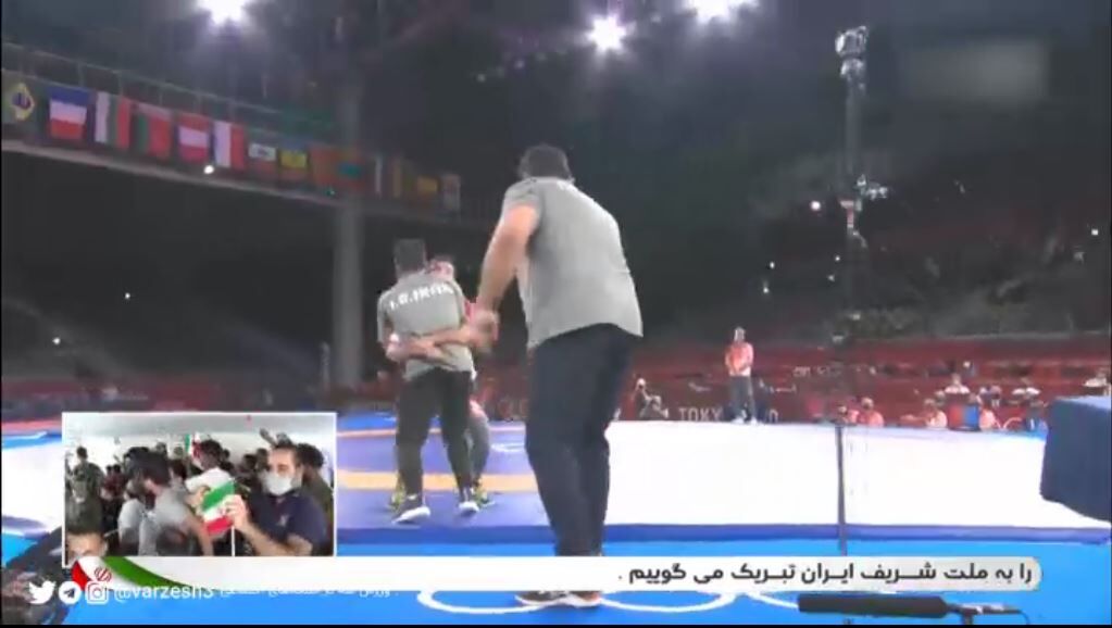 ببینید| واکنش عجیب با سرمربی/ سالتوی گرایی به محمد بنا پس از کسب مدال طلا