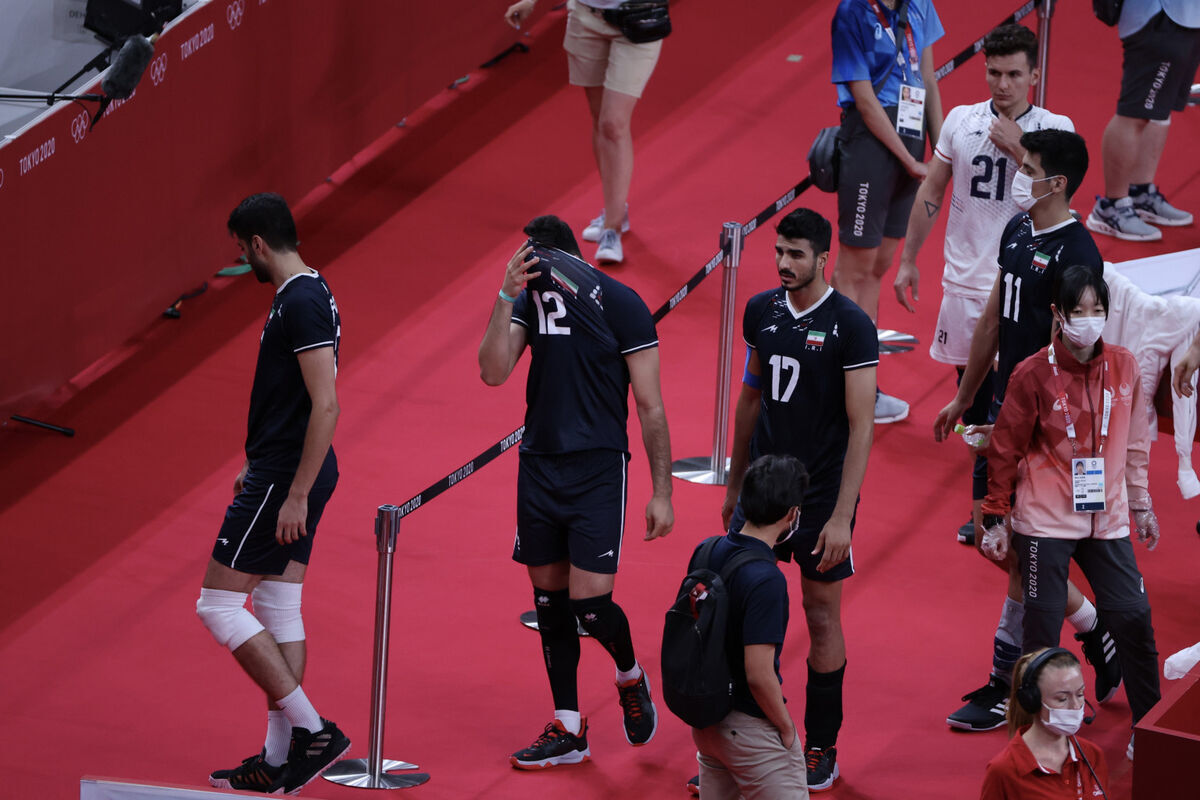 ویدیو| داورزنی: دلیل نوسانات در روحیه بازیکنان تیم ملی والیبال باید مشخص شود