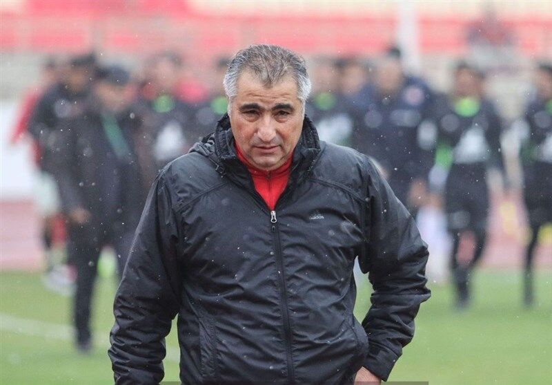 ذوب آهن به دنبال سرمربی جدید/ مذاکره با دو گزینه مطرح