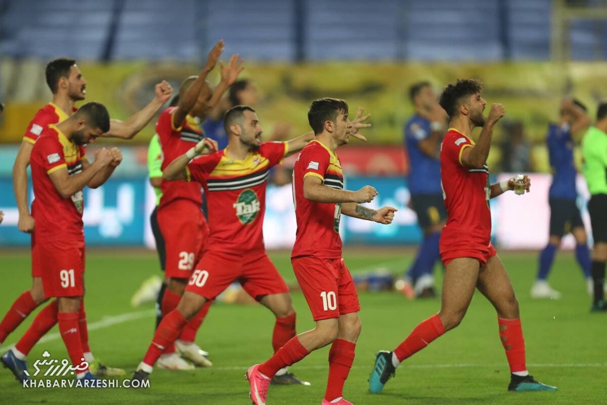 فولاد همچنان منتظر باز شدن پنجره/ صدور رای CAS بازهم به تعویق افتاد