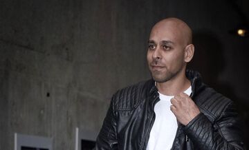 پیکر ارشا اقدسی جمعه به ایران می‌رسد/ جزئیات مراسم خاکسپاری