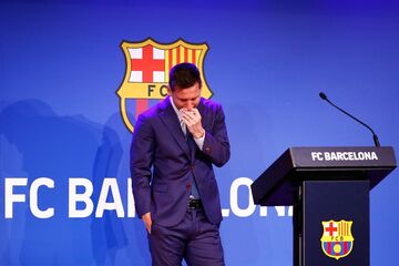 خداحافظی تلخ مسی از بارسلونا ثابت کرد .../ ستاره‌ها در انتهای ساختار فوتبال