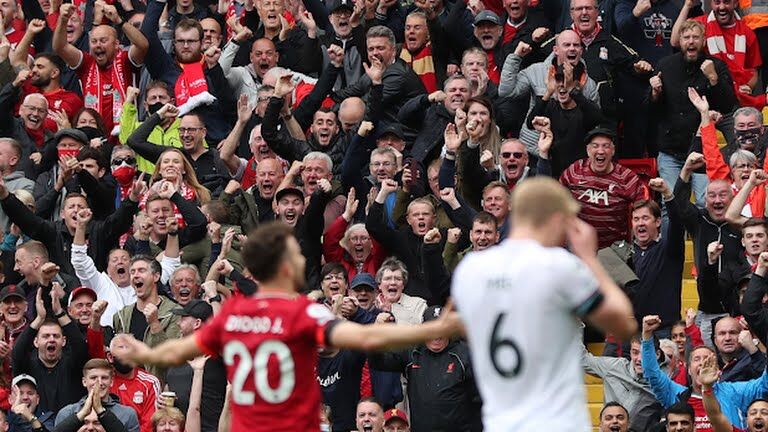 ویدیو| آنفیلد بار دیگر به طور کامل با تماشاگران پر شد