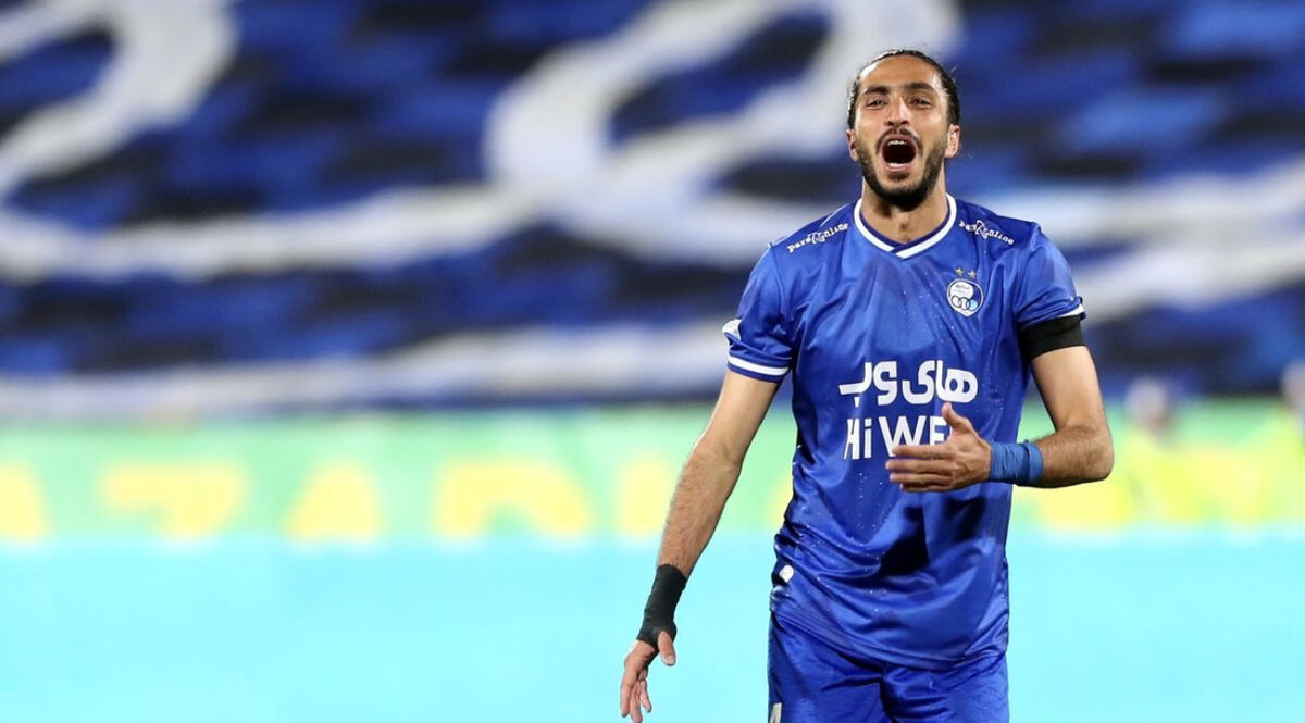 ویدیو| ورود سیاوش یزدانی به باشگاه استقلال برای تمدید قرارداد