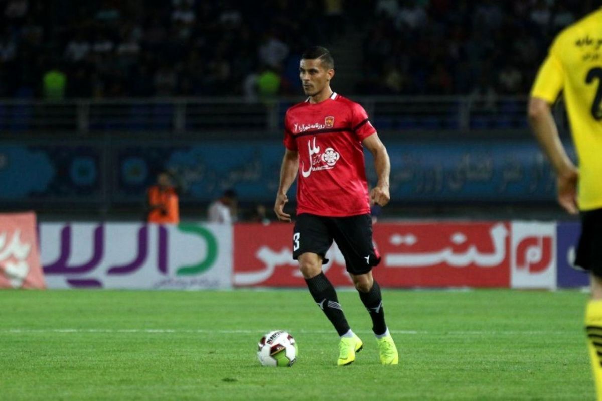 ویدیو| علی نعمتی وارد باشگاه پرسپولیس شد 