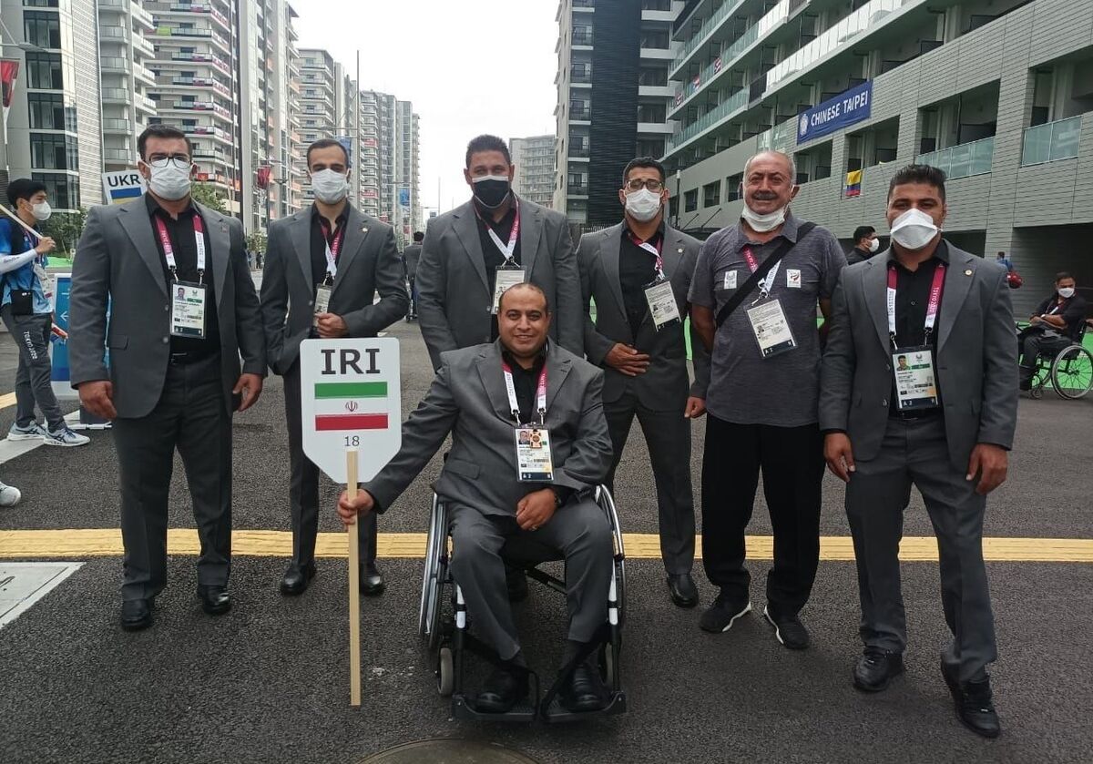 رونمایی از لباس کاروان ایران در مراسم افتتاحیه پارالمپیک