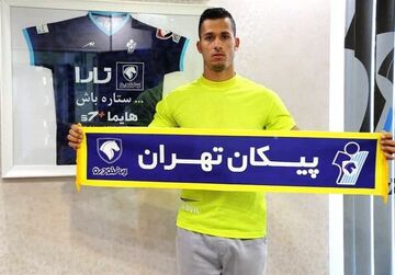 گلر فصل گذشته استقلال خوزستان به پیکان پیوست
