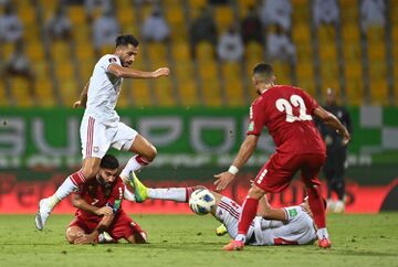 امارات ۰ - لبنان ۰/ ایران صدرنشین گروه A شد