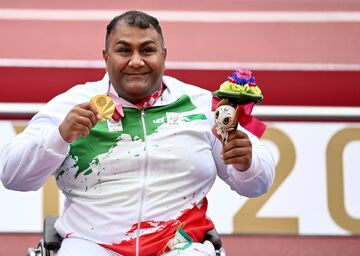 طلای کاروان پارالمپیک ایران ۲ رقمی شد/ قهرمانی و رکوردشکنی امیری