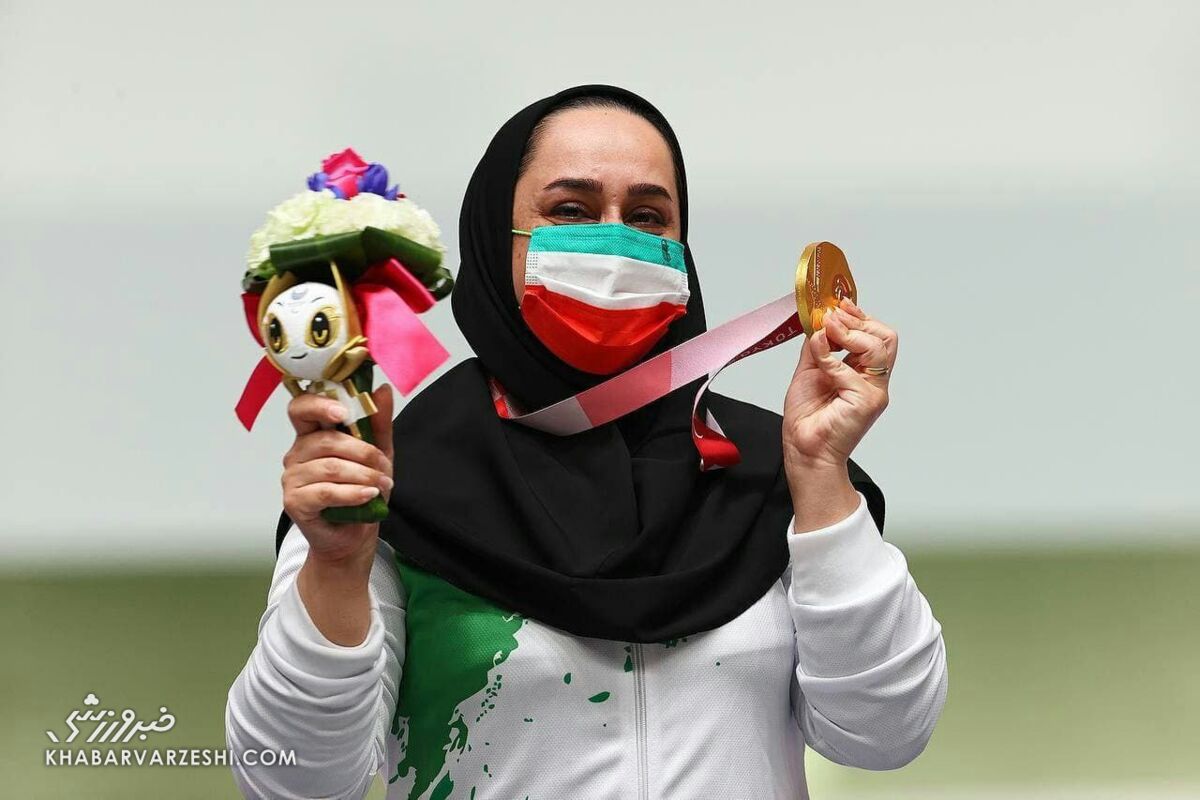 ساره جوانمردی پرچمدار ایران در مراسم اختتامیه پارالمپیک
