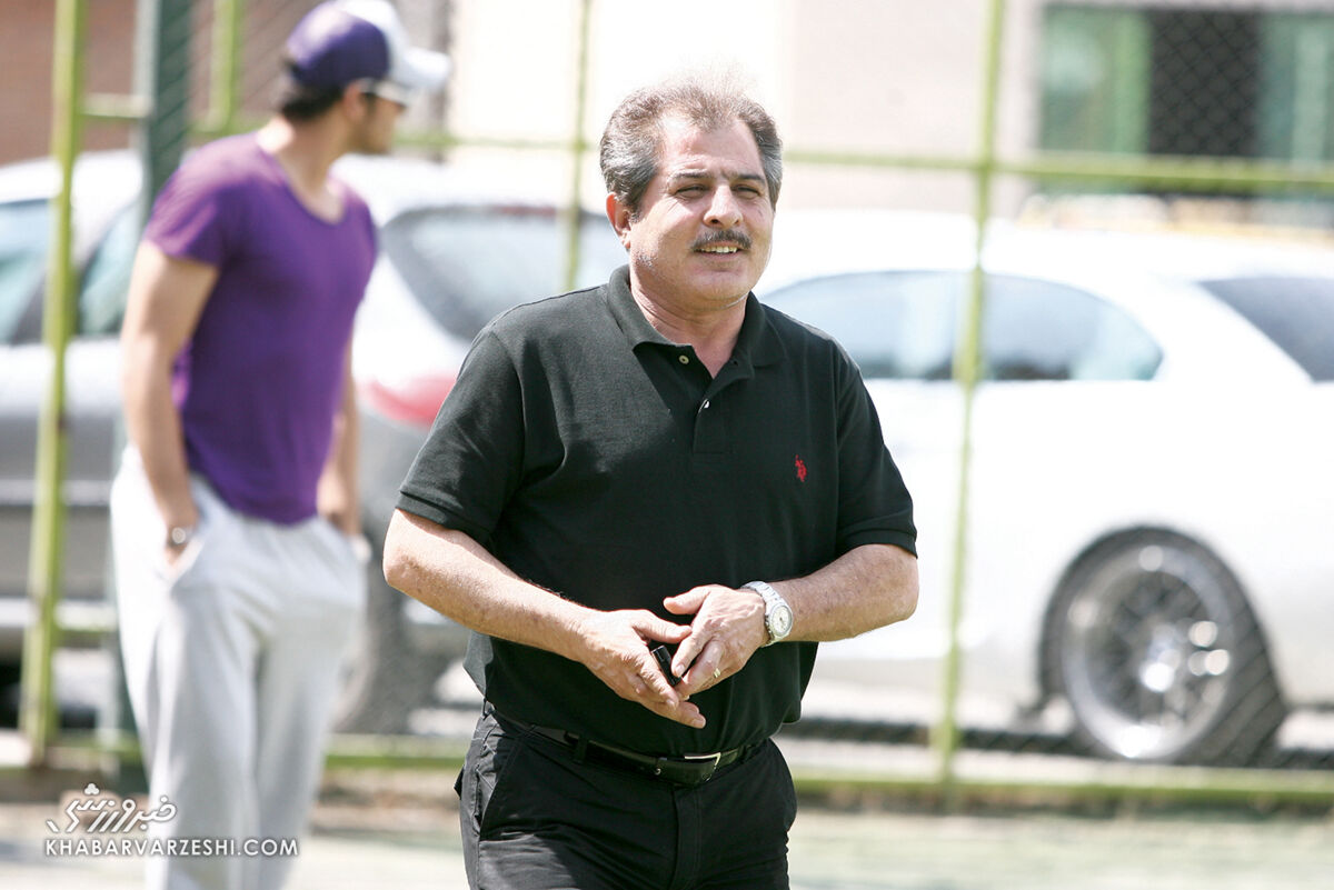 کاپیتان بزرگ پرسپولیس در بستر بیماری کاپیتان بزرگ پرسپولیس در بستر بیماری