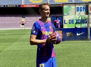 ویدیو| معارفه لوک دیانگ در ورزشگاه نیوکمپ