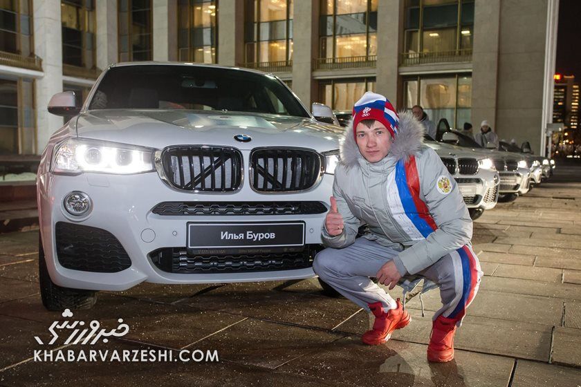 تصاویر| رونمایی از خودروهای لوکس اهدایی پوتین به ورزشکاران المپیکی 