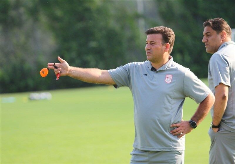 ویدیو| محمودی: از ابتدا با سرمربیگری کمالوند در تراکتور مخالف بودم