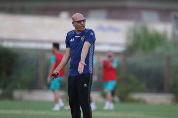 واکنش مربی سپاهان به اعتراض پرسپولیس/ برخی مدعیان از پس‌کوچه‌ها می‌آیند!